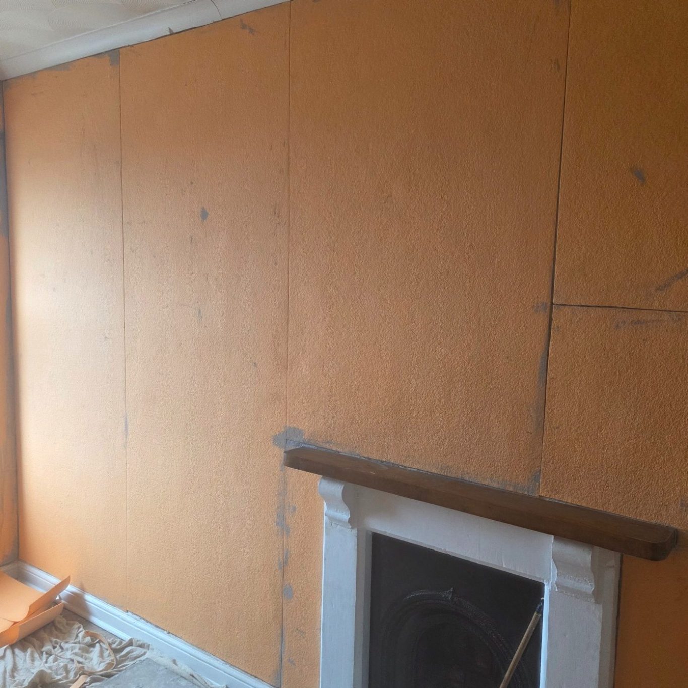 This system helps combat Mould caused by not enough Ventilation/ Cold Wallor Insulation
